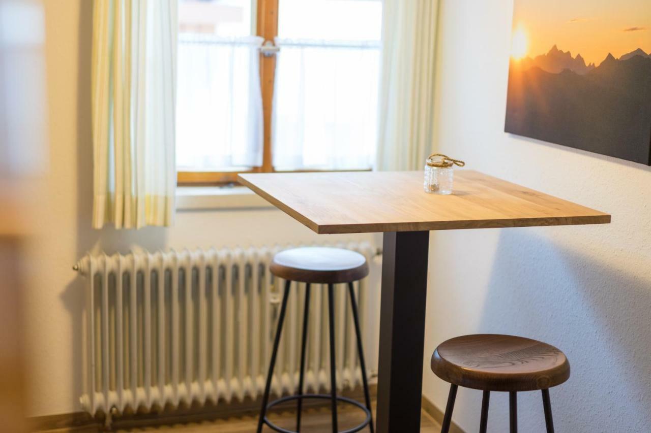 Ferienwohnungen Alpentraum - Landhaus Eberle Оберстдорф Экстерьер фото