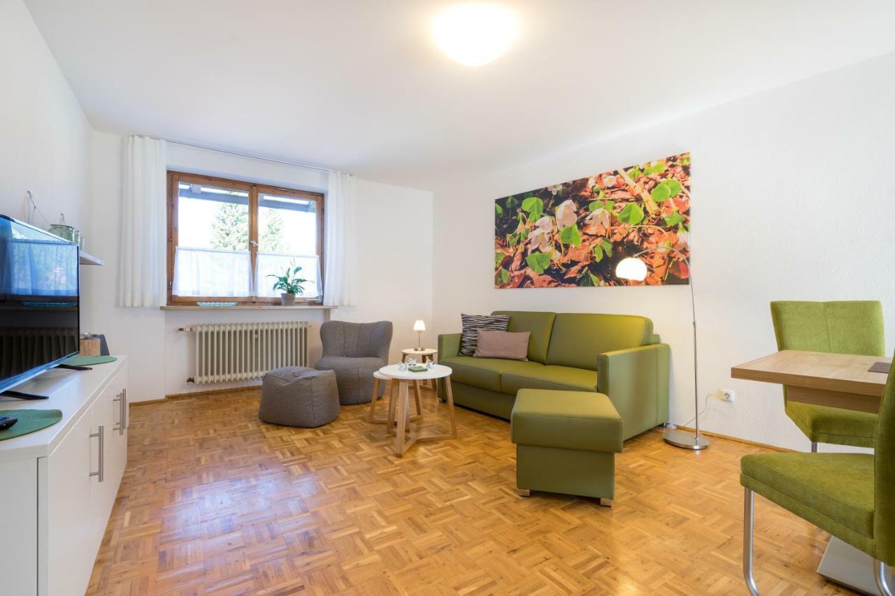 Ferienwohnungen Alpentraum - Landhaus Eberle Оберстдорф Экстерьер фото